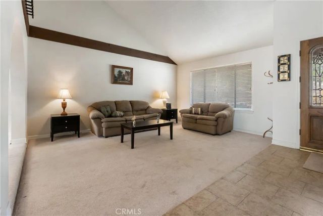 17656 Mockingbird Hill Circle, Riverside, CA 92504