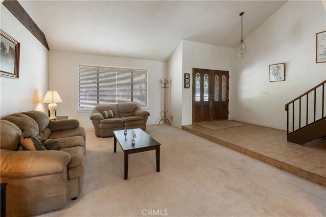17656 Mockingbird Hill Circle, Riverside, CA 92504