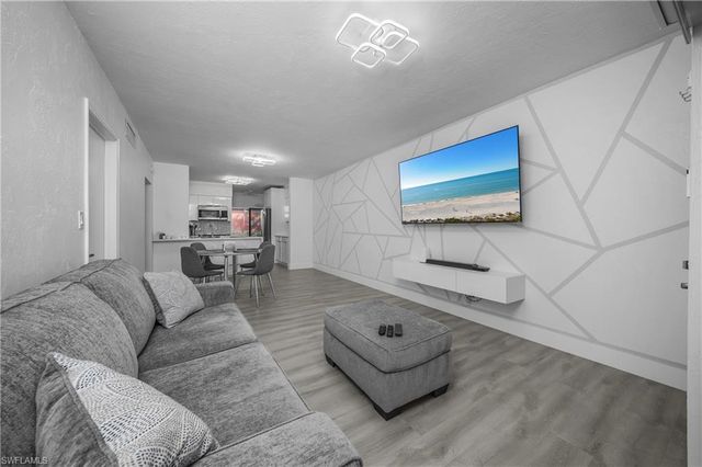 201 S Collier Blvd Unit 102, Marco Island, FL 34145