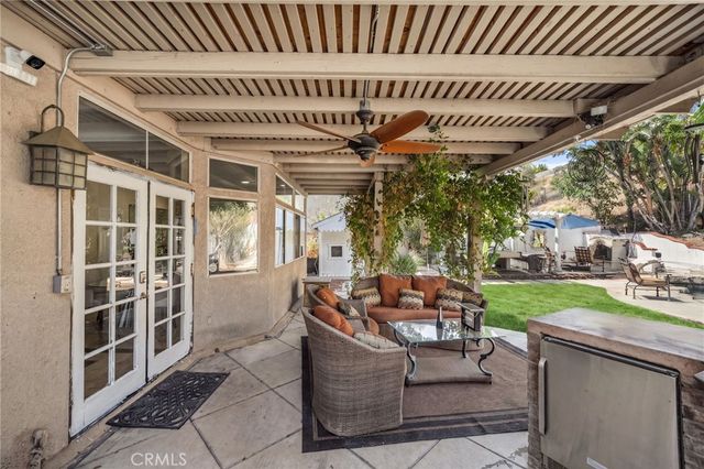 588 Hillsborough Way, Corona, CA 92879