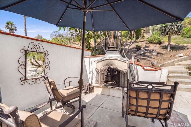 588 Hillsborough Way, Corona, CA 92879