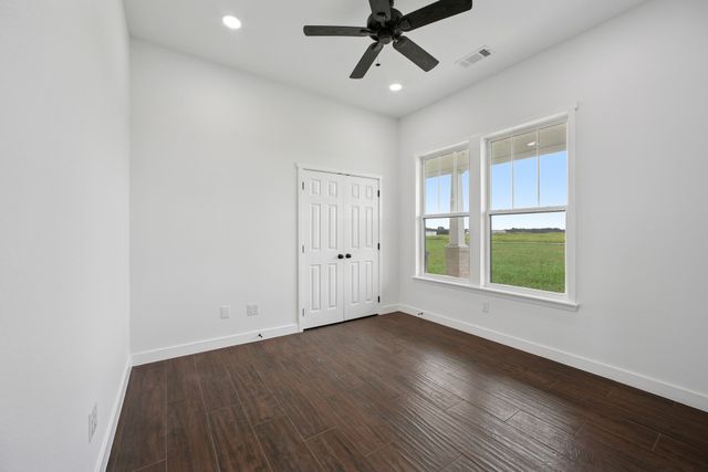 1224 Durham Lane, Cleburne, TX 76033