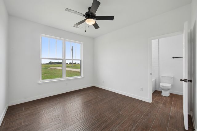 1224 Durham Lane, Cleburne, TX 76033