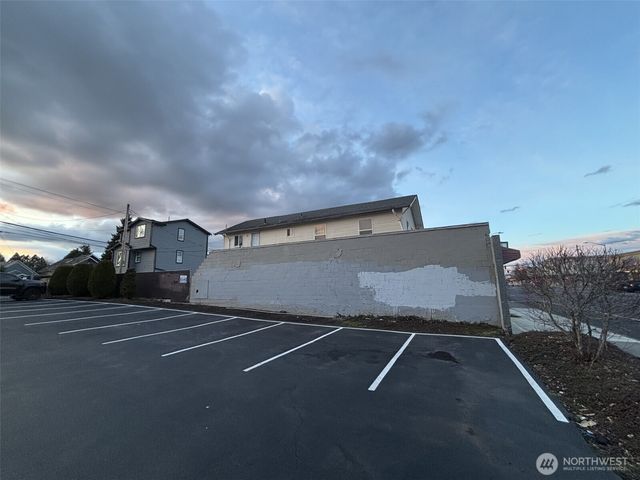 1920 Broadway, Everett, WA 98012