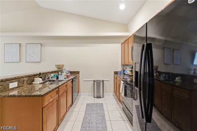 1018-1020 SE 24th AVE, Cape Coral, FL 33990