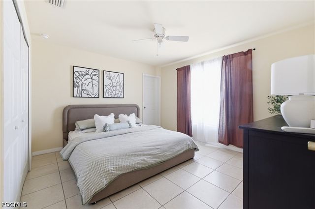 1018-1020 SE 24th AVE, Cape Coral, FL 33990