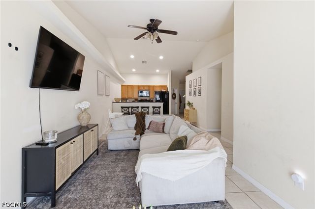 1018-1020 SE 24th AVE, Cape Coral, FL 33990