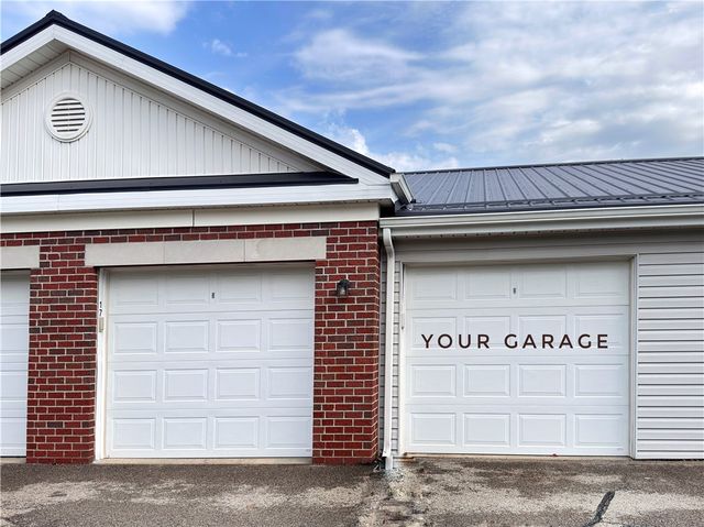 203 Sonie Dr, Ohio Twp, PA 15143