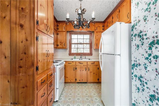 209 Purvis Lane, Archdale, NC 27263