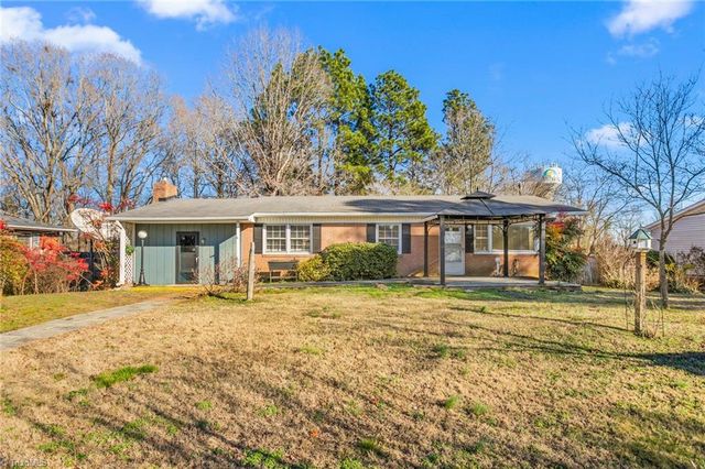 209 Purvis Lane, Archdale, NC 27263