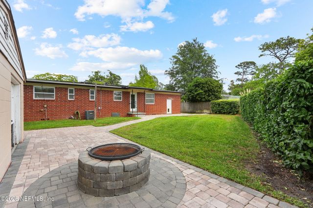 6802 PROVOST Road N, Jacksonville, FL 32216
