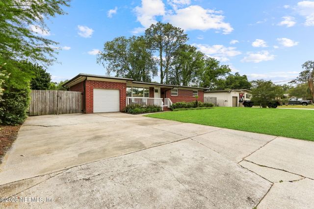6802 PROVOST Road N, Jacksonville, FL 32216