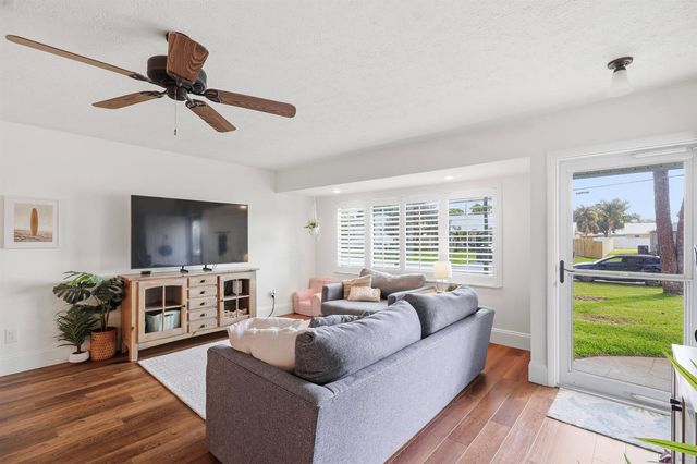 548 SW Aster Road, Port St. Lucie, FL 34953
