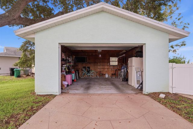 548 SW Aster Road, Port St. Lucie, FL 34953
