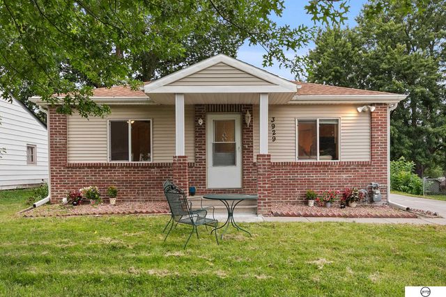 3929 Lewis Avenue, Lincoln, NE 68521