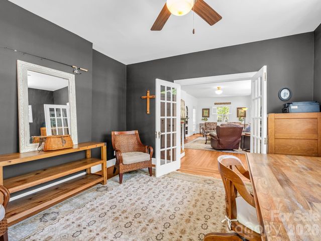536 Maple Street, Brevard, NC 28712