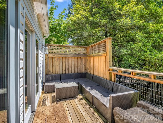 536 Maple Street, Brevard, NC 28712