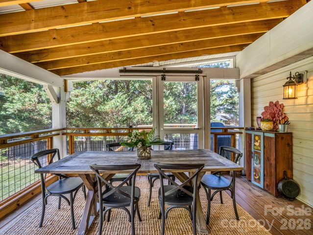 536 Maple Street, Brevard, NC 28712