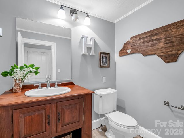 536 Maple Street, Brevard, NC 28712
