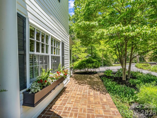 536 Maple Street, Brevard, NC 28712