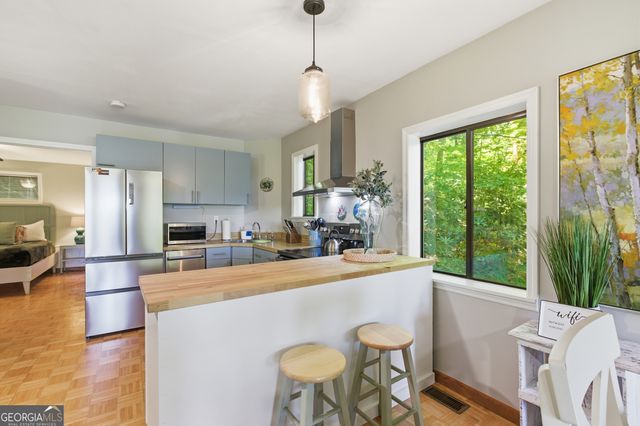 92 Boulder Lane, Rabun Gap, GA 30568