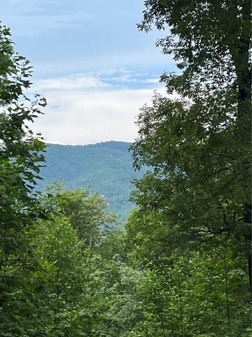 92 Boulder Lane, Rabun Gap, GA 30568