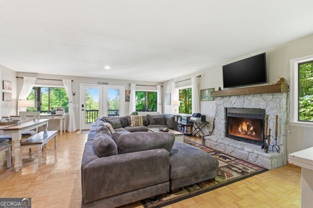 92 Boulder Lane, Rabun Gap, GA 30568