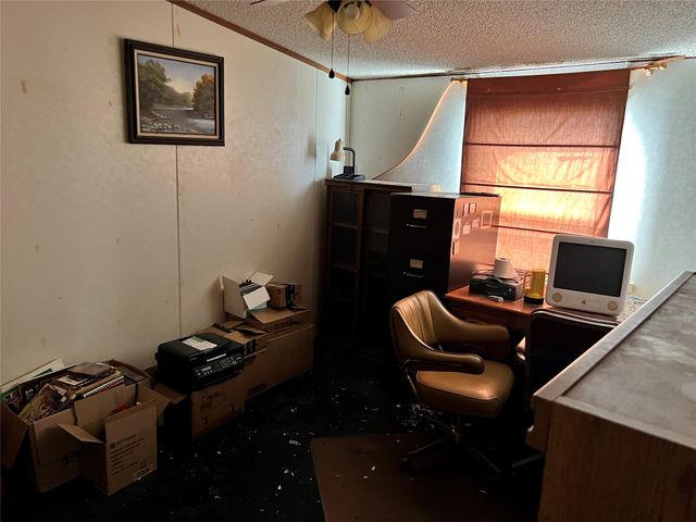 1541 Seaborn Road, Ponder, TX 76259