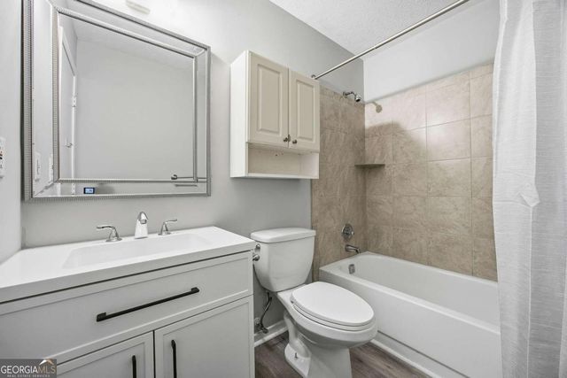 4712 Valley Ridge Drive, Duluth, GA 30096