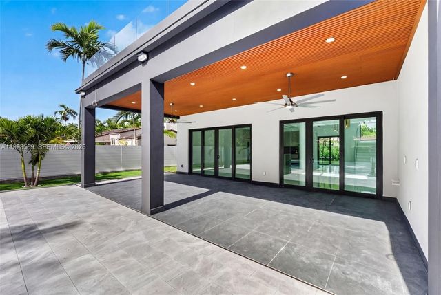 9833 N Miami Ave, Miami Shores, FL 33150