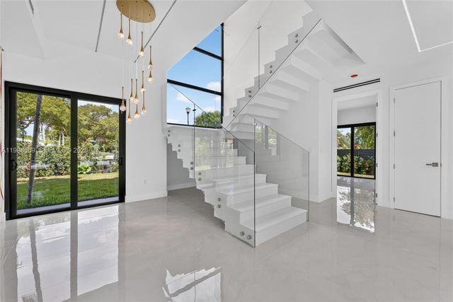 9833 N Miami Ave, Miami Shores, FL 33150