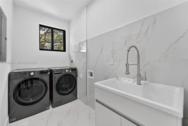 9833 N Miami Ave, Miami Shores, FL 33150
