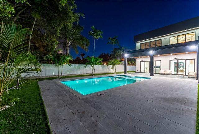 9833 N Miami Ave, Miami Shores, FL 33150