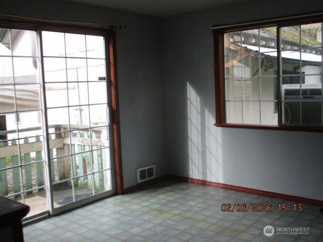 130 W Kinkaid, Port Hadlock, WA 98339