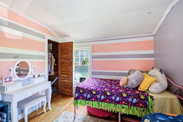 219 Old Warren Rd, Palmer, MA 01069
