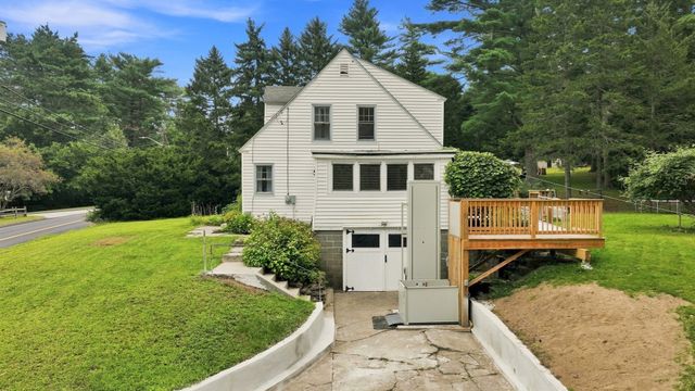219 Old Warren Rd, Palmer, MA 01069