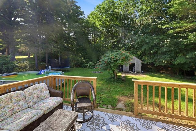 219 Old Warren Rd, Palmer, MA 01069