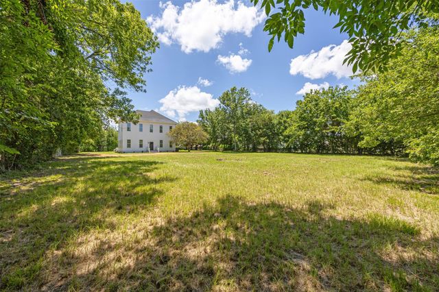 102 Clegg Street, Trinity, TX 75862
