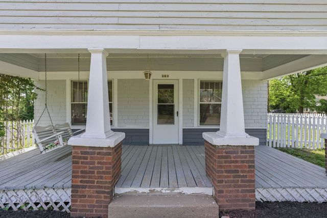 203 S Arthur St, El Dorado, KS 67042