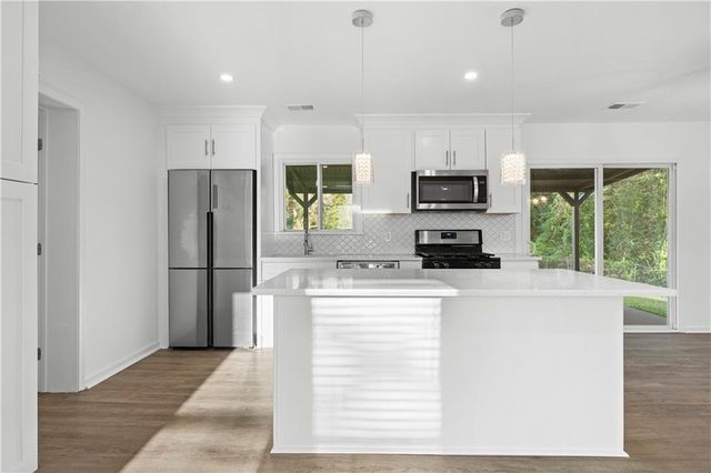 2090 Fairburn Road SW, Atlanta, GA 30331