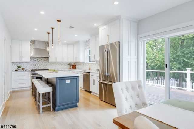 18 University Ave, Chatham Boro, NJ 07928