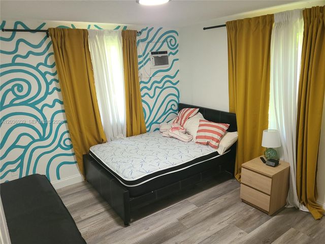 168 NW 32nd St 6, Miami, FL 33127