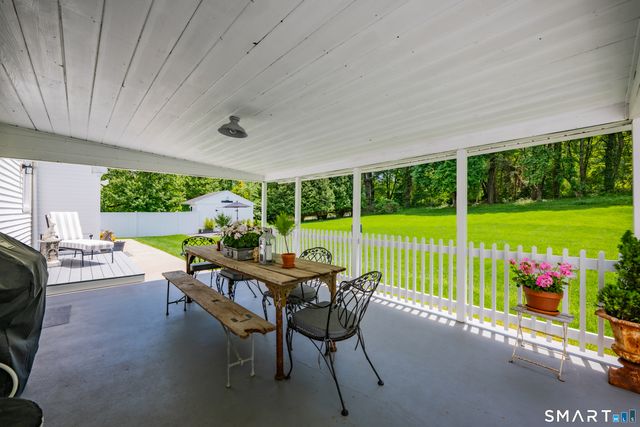 1000 Bassett Road, Watertown, CT 06795