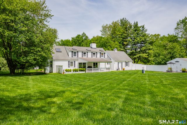 1000 Bassett Road, Watertown, CT 06795