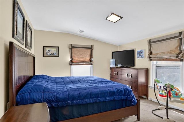 5317 W 50th Terrace, Roeland Park, KS 66205