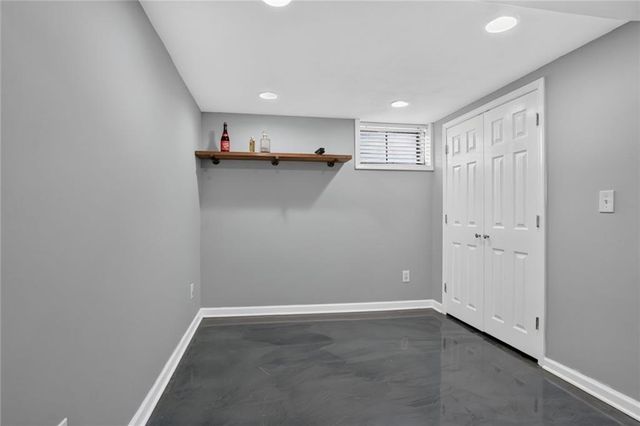 5317 W 50th Terrace, Roeland Park, KS 66205