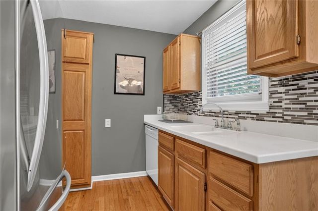 5317 W 50th Terrace, Roeland Park, KS 66205