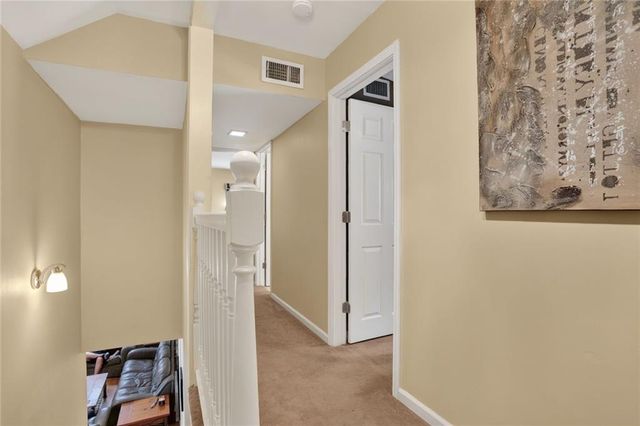 5317 W 50th Terrace, Roeland Park, KS 66205