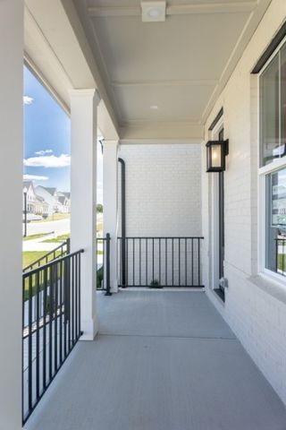 460 Tomlinson Pointe Dr, Mount Juliet, TN 37122