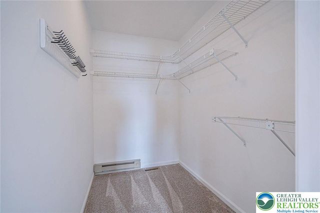 4652 Oakwood Lane, Lower Nazareth Twp, PA 18064